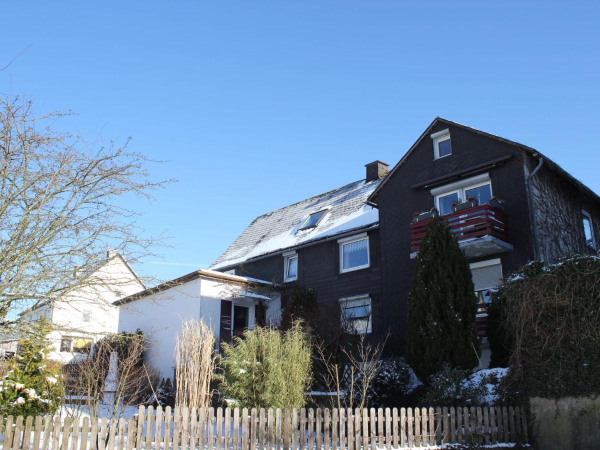1St Floor Apartment Near Willingen 外观 照片