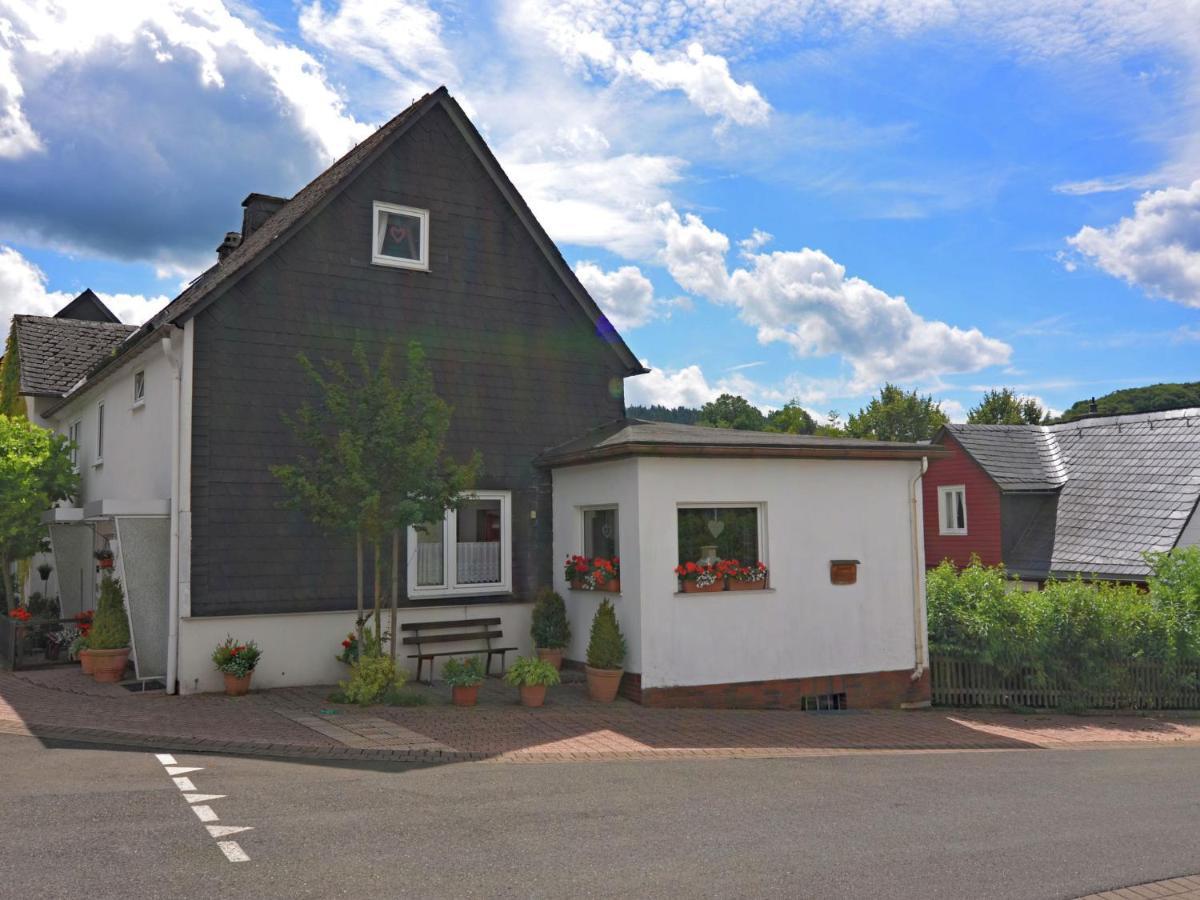 1St Floor Apartment Near Willingen 外观 照片